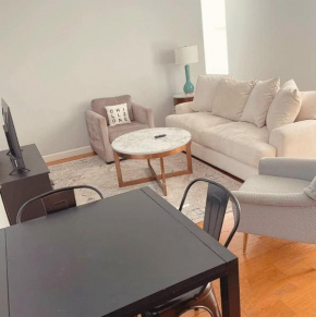 2BR W&D Near Forest Park Barnes Hospital STL Zoo